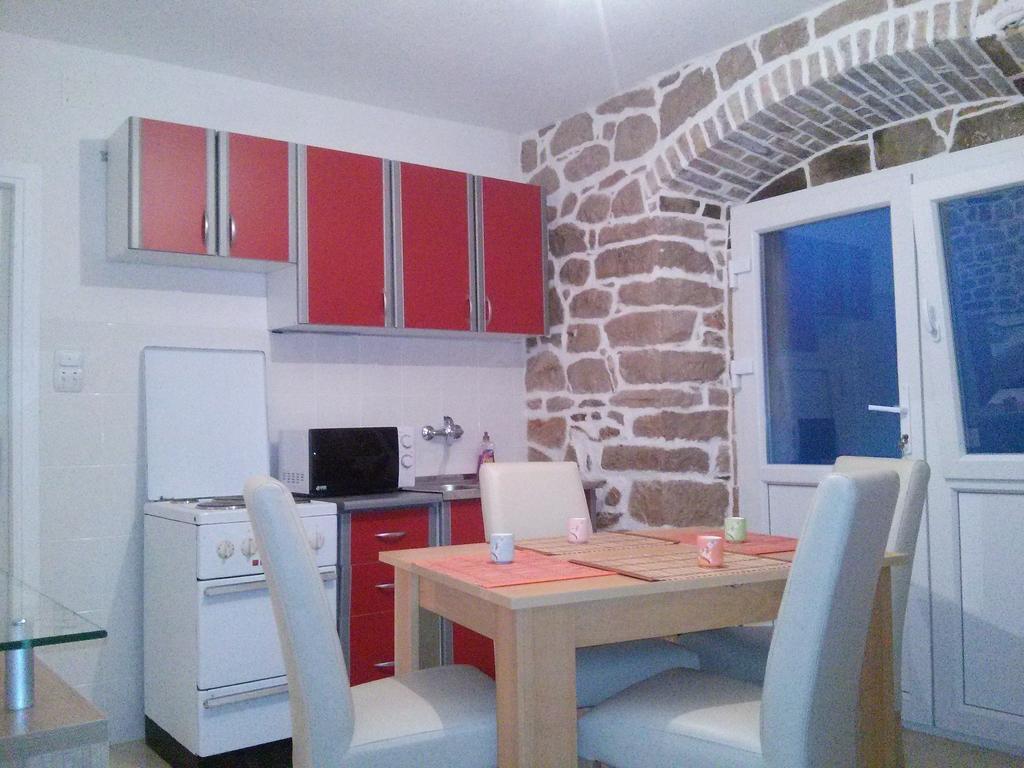 Holiday House Popovic Sucuraj Luaran gambar